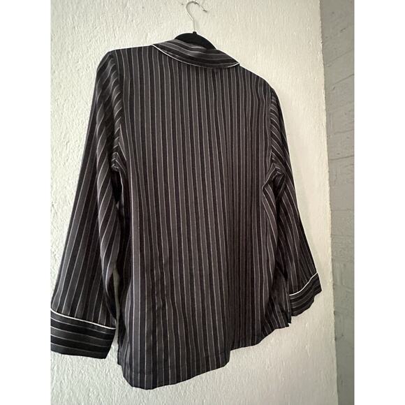 Victoria's Secret 2 PC Classic Pajama Set Satin Striped Sleepwear Cozy Small - Picture 11 of 16